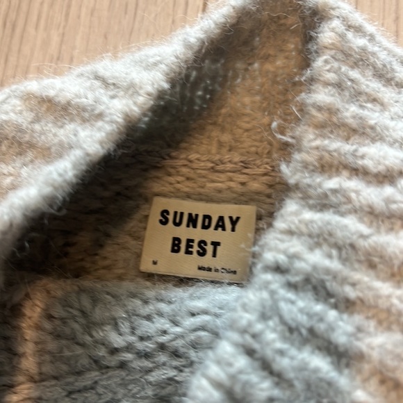 Sundays Best Crop Sweater - Picture 2 of 2